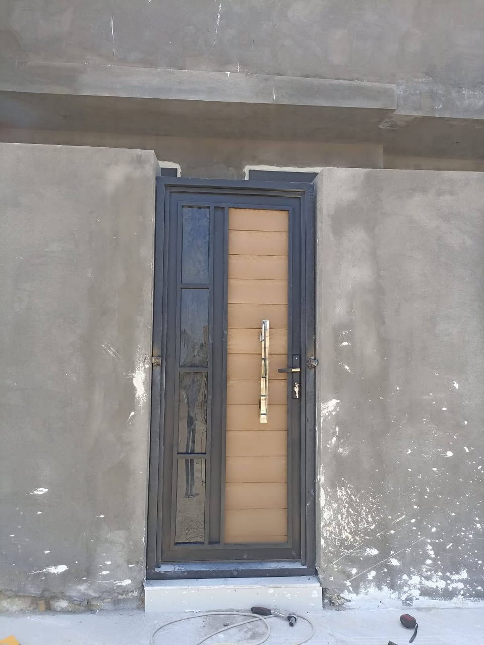 حداده عامه ابواب شبابيك كتائب محجر كرفان سندويش
حديد عراقي ثقيل اسعار مناسبه 
***********
