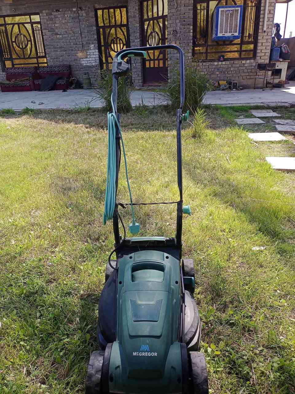 السلام عليكم ورحمه الله وبركاته مكينه سيد للبيع مكاني الانتصار قرب مستشفى حماد شهاب  السعر (75الف )موجود على 
 الواتساب ***********
