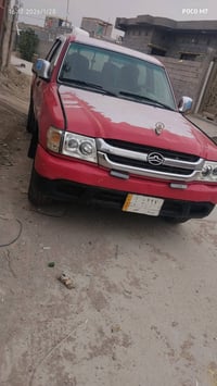 دير بيكم • ٢٠١١ • كفالة