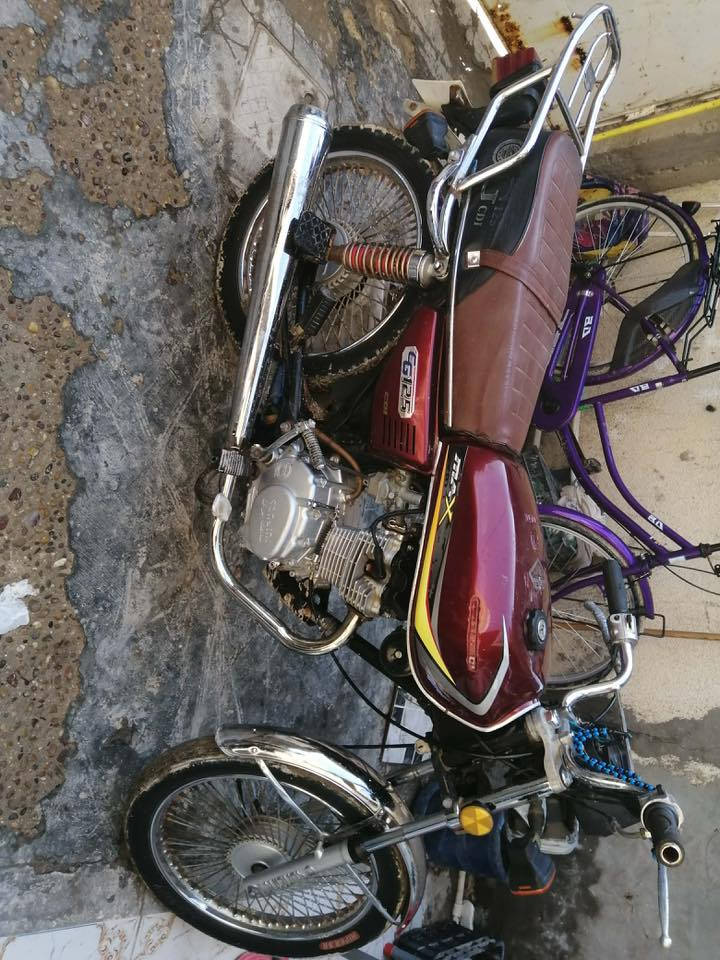 السلام عليكم دراجه تايكر موديل 2022اوراق مفتوحه الدراجه :عنواني بابل شارع 80قرب مول نون سعرها 425وبيها مجال :***********
