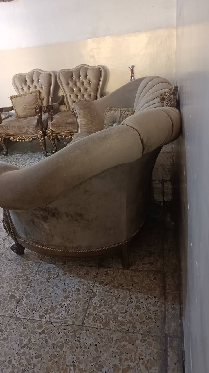 *********** ب550بغداد العبيدي
