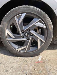 تخم ويل كب هو وتايرات حجم 17 للبيع السعر 400 الف للاستفسار 07716458539