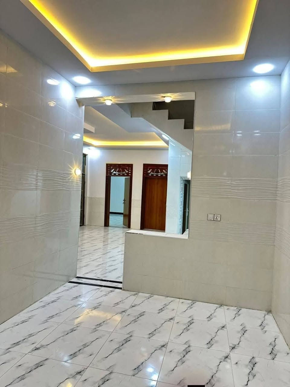 دار للبيع مساحه البيت 100م طابو زراعي بلنجف مقابل ملحق الغدير للاستفسار واتساب نتشرف 📞 *********** النجف, العراق
