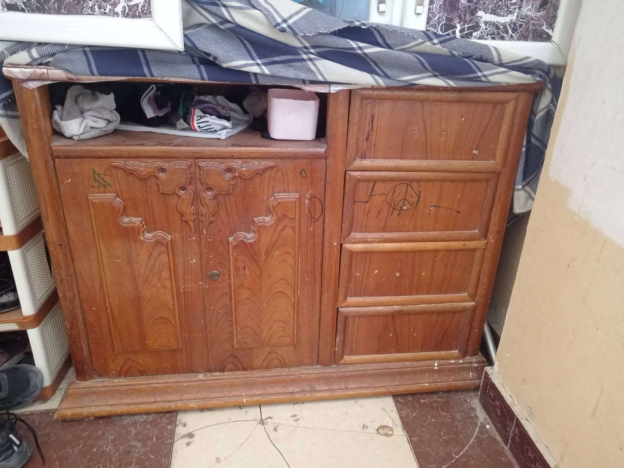 ميز وهو هم جزامه 30ملحق كاونتر 50 الدغاره


**إذا كنت صاحب هذا الإعلان وتريد حذفه لأي سبب، رجاءا أرسل رسالة إلى الدعم الفني**