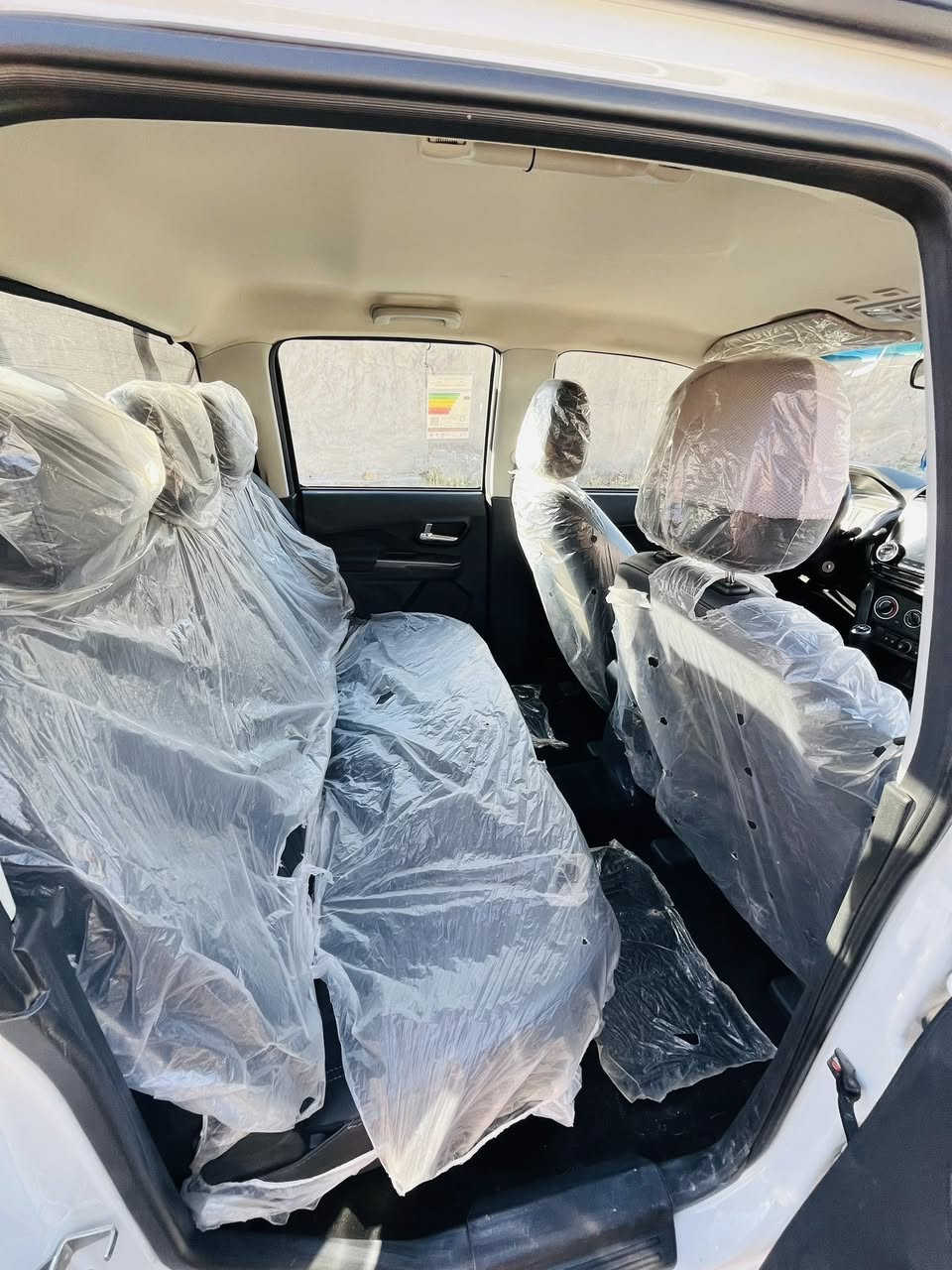 سلام عليكم ورحمة الله وبركاته 
للبيع كريت ولل 2025 مكفوله كفاله عامه من كلشي 
ماشيه 10الاف بأسمي رقم مثنى تحويل مباشر 
مكان السياره :السماوه 
للأستفسار :*********** /***********
