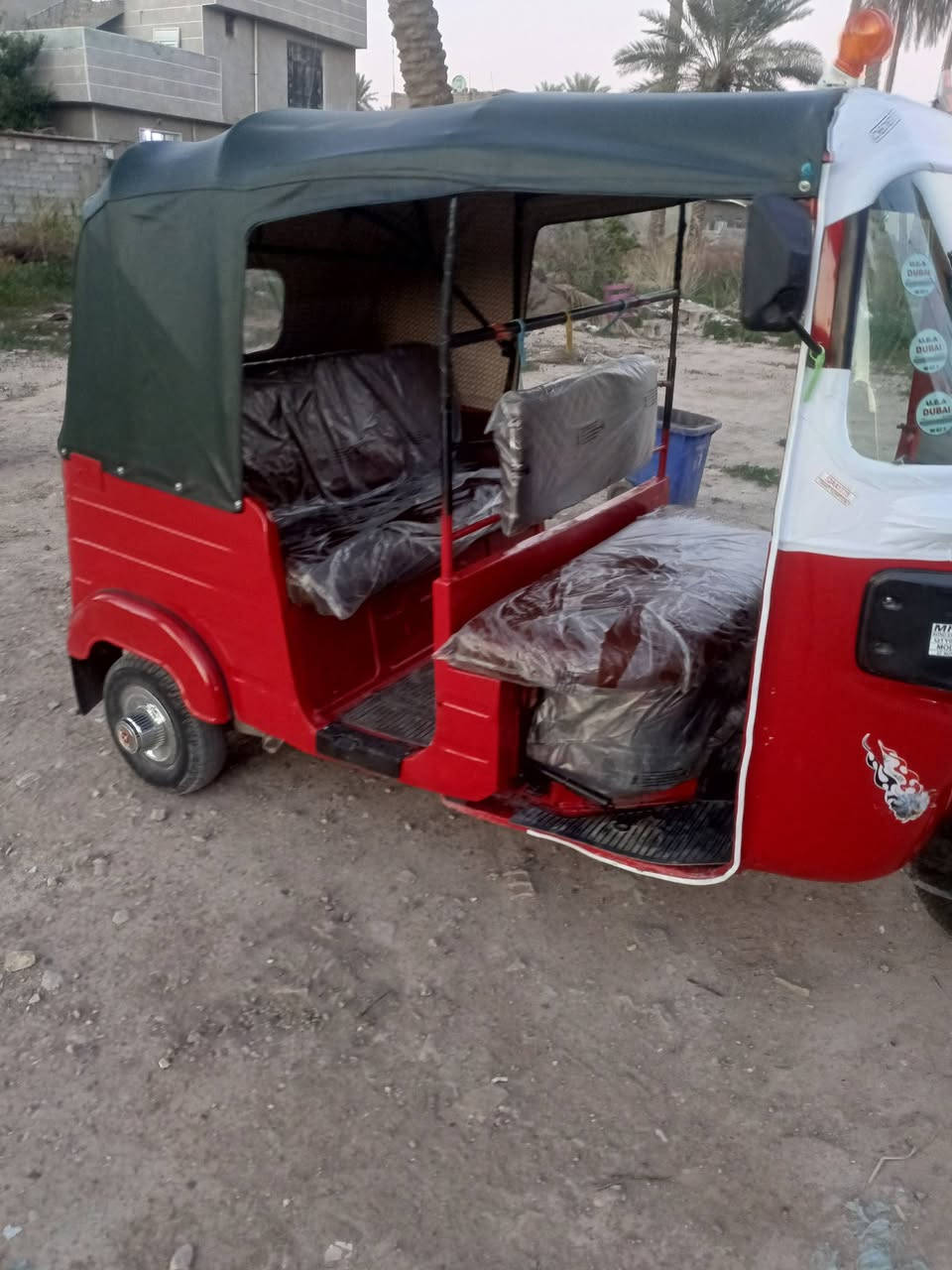 تكتك موديل 18
مكينه 20 نضافه مثل مموضح بلصور 
للاستفسار الاتصال واتساب عل الرقم ***********
(مكلف بلنشر )
