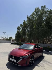 نيسان سنترا 2024 sv  وارد امريكي حادث سطحي  ماشيه :22 الف كيلو متر فقط...