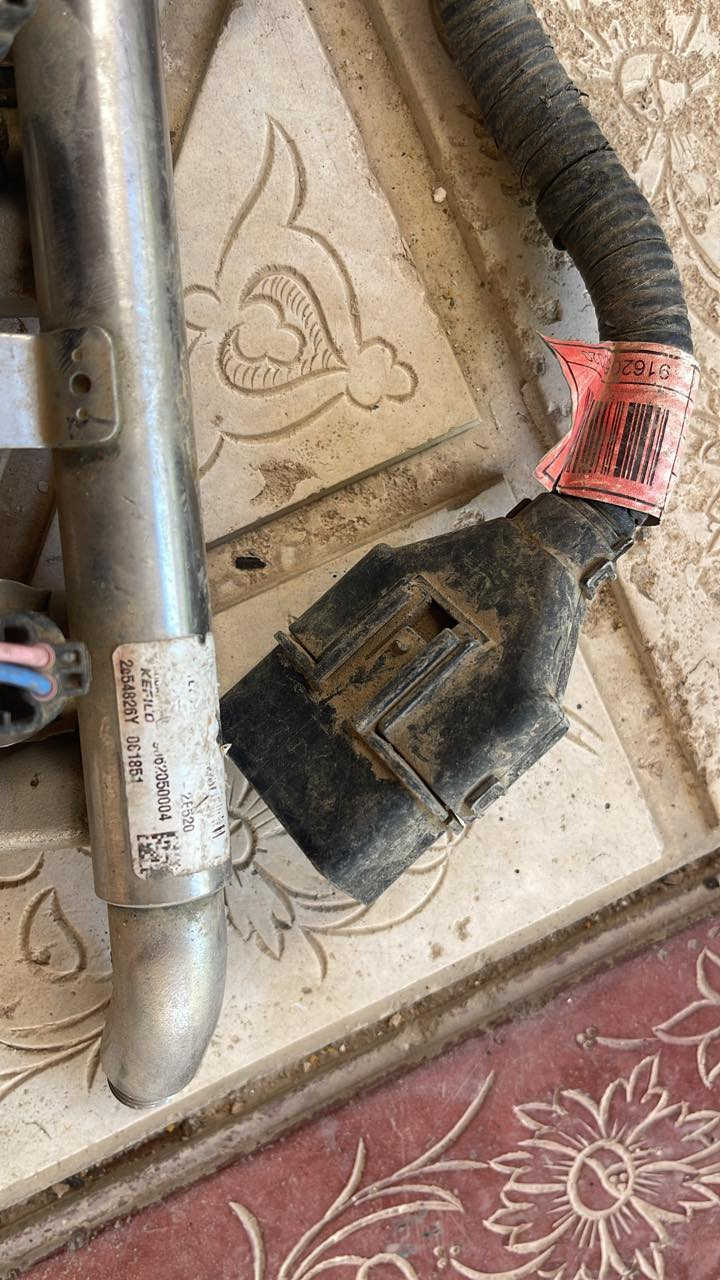 السلام عليكم مسطرة كاملة مال محرك 2000 GDI توسان موديل ١٦ للبيع سعرها 100 الف مكاني حلة 
***********
