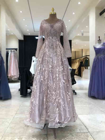 فستان ماخذته من اونيلا بالمنصور
بغداد الحريه الدولعي 

***********
