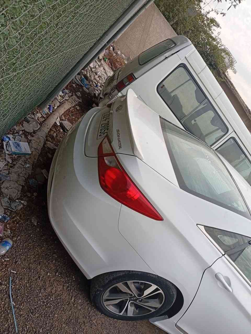 12 خليجي بيها تكمه جهت الصدر مصلحه مكفوله من الضربه بيها صبغ عام سعر 98 بيها مجال مكان ديوانيه *********** بي واتساب
