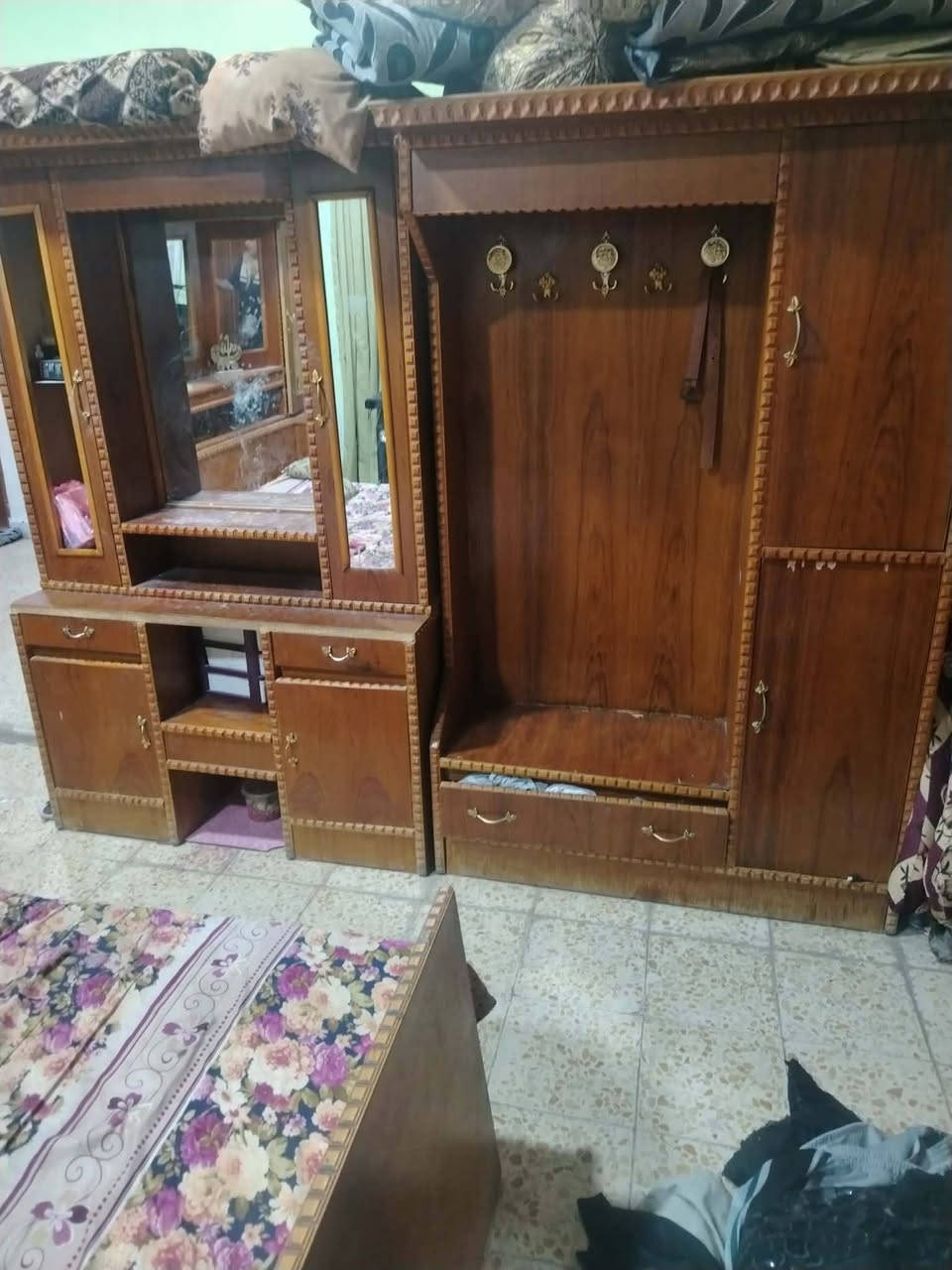 300بيها مجال غرفه صاج مكان دوميز اي استفسار خاص الي عنده غراض وغرف يراسلني ابيعها اله بعموله


**إذا كنت صاحب هذا الإعلان وتريد حذفه لأي سبب، رجاءا أرسل رسالة إلى الدعم الفني**