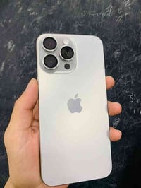 آيفون 15برو ماكس  ذاكرة 256GB  بطارية100‎%‎مبدلة اصلي   نموذجM//تك سيم...