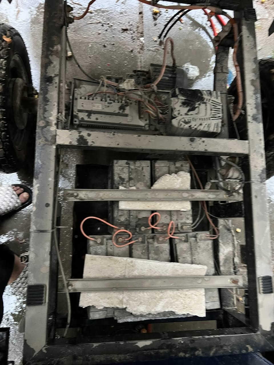 ستوته شحن لبيع ٥بطاريات لبيع سعر عل خاص ***********
