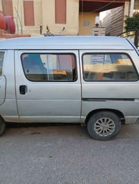 تويوتا فان • ١٩٩٦ • اتوماتيك