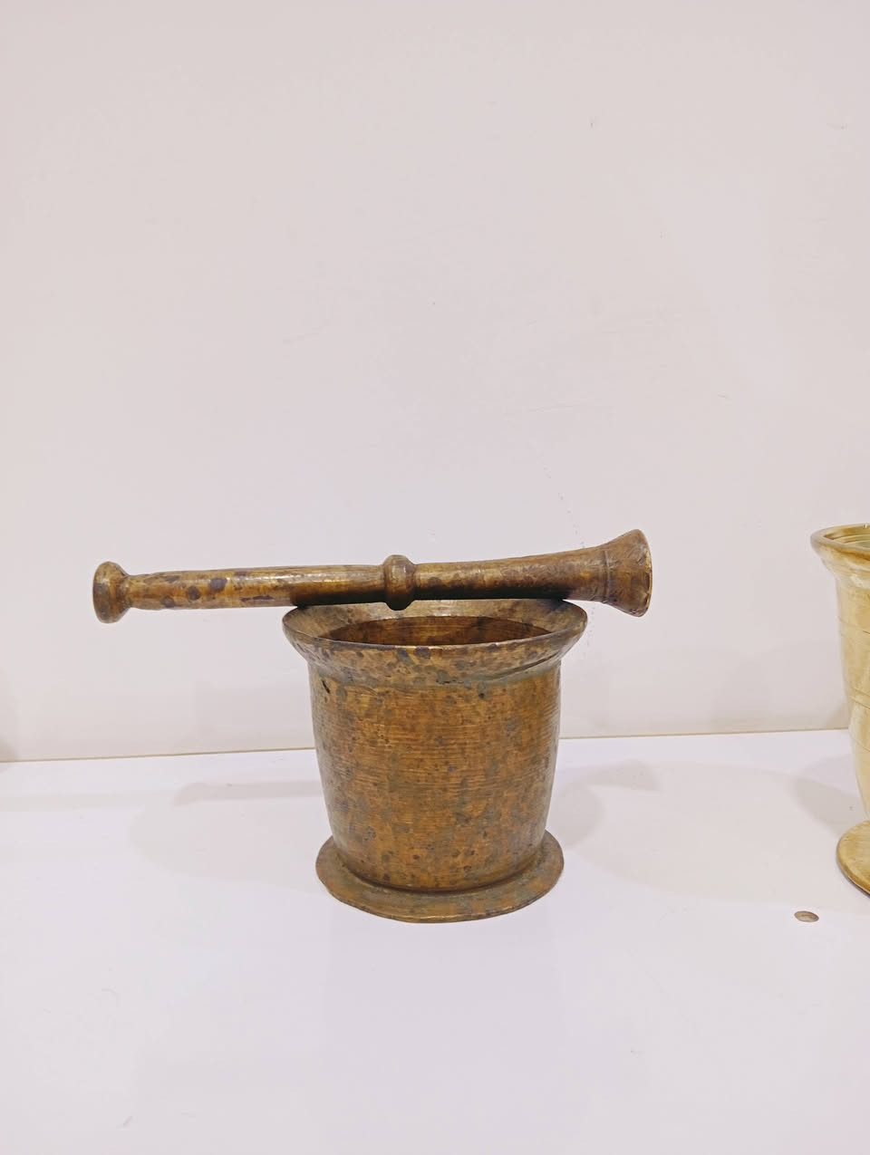 السلام عليكم قطعتين واحد 13 و نص سم بدون يدة و الثاني 11 سم مع يدة 50الف


**إذا كنت صاحب هذا الإعلان وتريد حذفه لأي سبب، رجاءا أرسل رسالة إلى الدعم الفني**