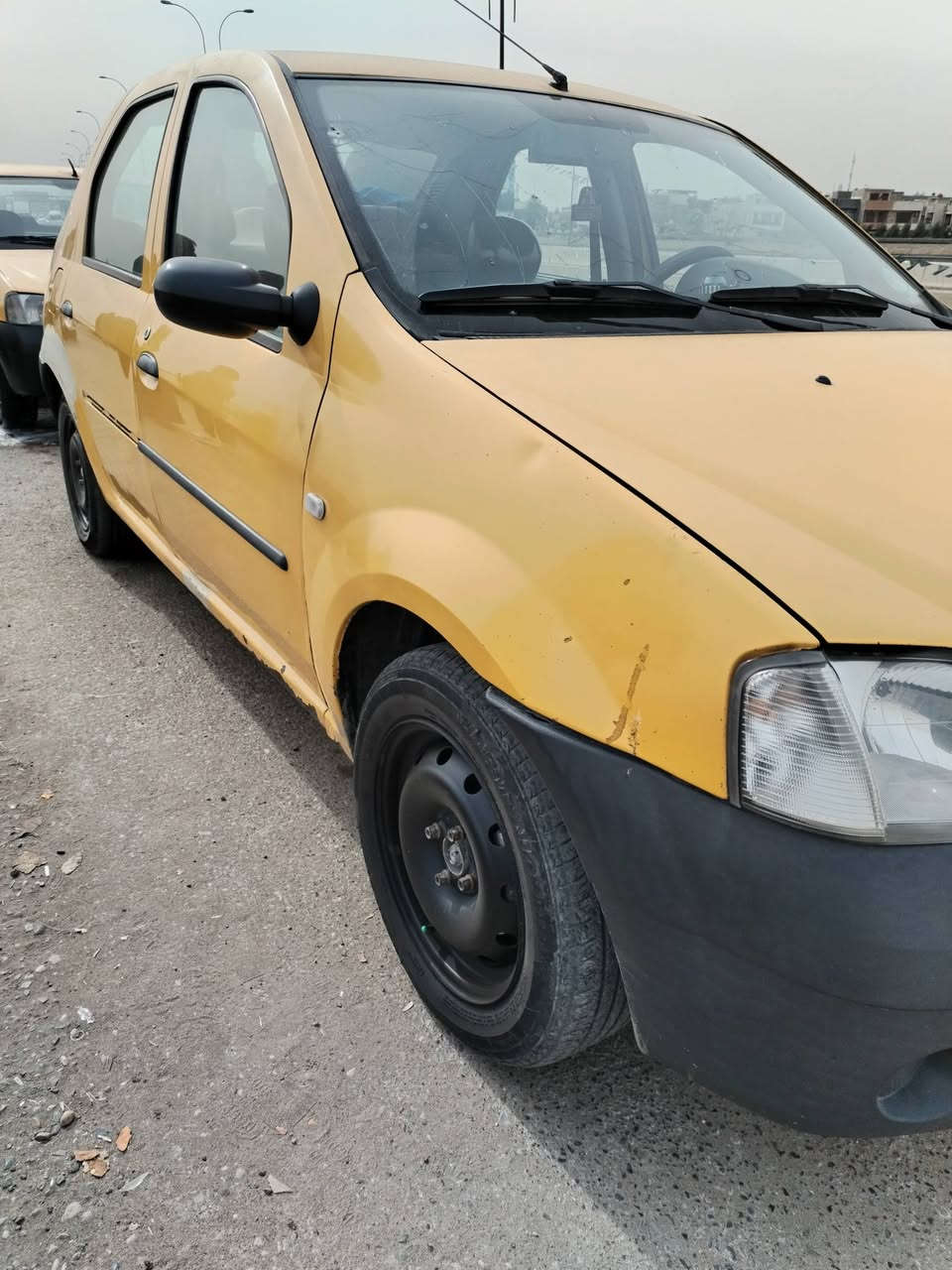 رينو 2014 جاهزة وخير من الله تخم تاير جديد  صدر جديد امامي خلفي تدفئة تبريد شغال سيارة مدوشمة طخه بلجاملغ الخلفي خفيفه ولدوسه كد شبر بيها معجون سعرة 50 ورقه او بيها مجال
للاستفسار الاتصال على الرقم ***********
