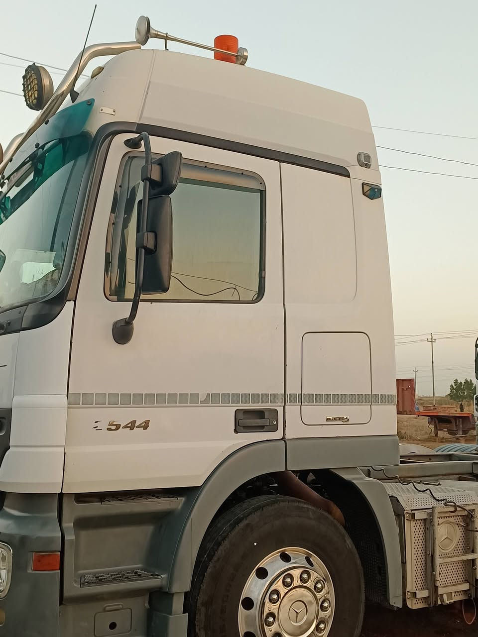 سلام عليكم للبيع اكتروس سنكل امامي 2007 رقم اربيل شركات مرسمه قلاب سعر 310 كير كهربائي مكينه جديده ***********
