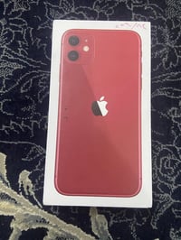 عندي ١١ عادي بطارية ٨٣ذاكره ٢٥٦ وتر جهاز   سعره ٢٥٠ وبي مجال شي قليل  ...