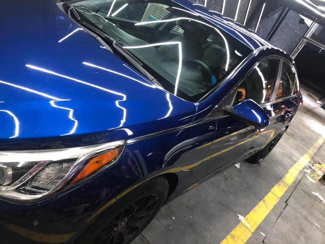 سوناتا 15 امريكي كفالة عامة بارد شبر مقدمة البنيد ماشي 85 الف بغداد باسمي تقرير غرق نسبة بسيطة جدا بدون ي گلوب وع ايدنا حجر اصلي شرط السونار وبالعافية ع ياخذهه *********** 
السعر 120 بيهه مجال مكفولة كفالة عامة من ي عطل كهربائي
