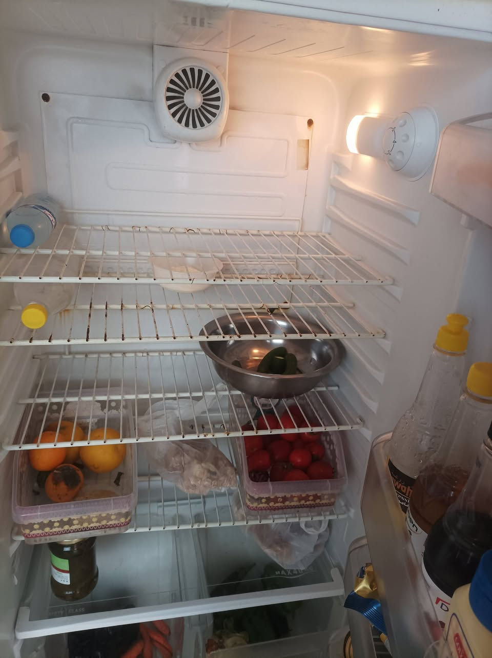 للبيع شغالة ب100وبيها مجال
للاستفسار ***********
