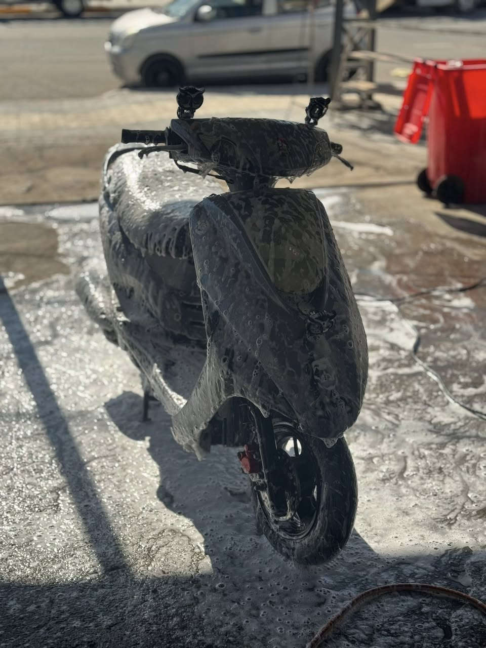 سلام عليكم
بريز للبيع دراجه نضيفه ڪُلـش ومستعجل على بيعته 
للتواصل  فقط على هاذه الرقم بي واتساب 
***********
