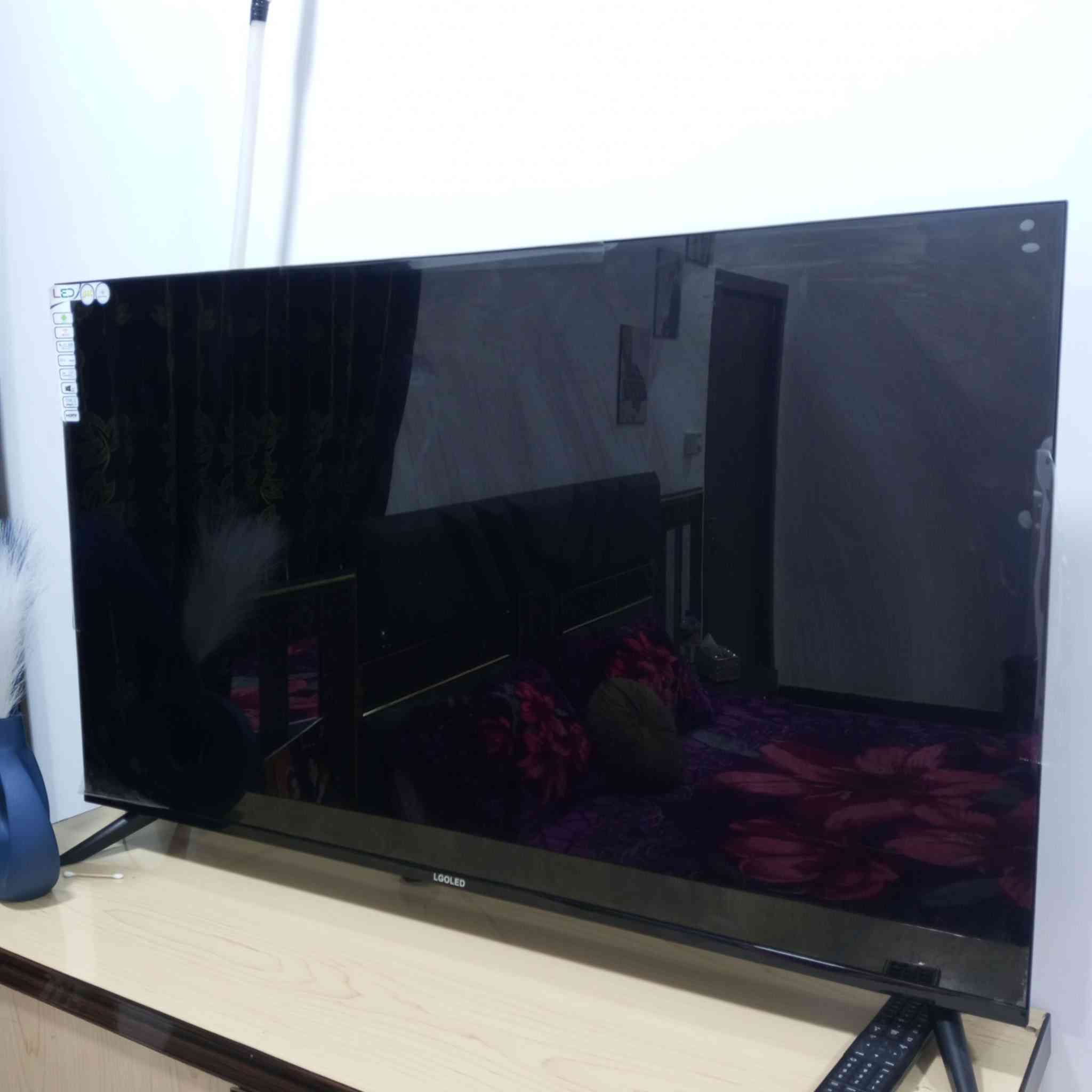 بلازما وميز 275 الف حجم 55
ثلاجة 250
عنوان مجاور جامع الموضفين 
للاستفسار ***********
