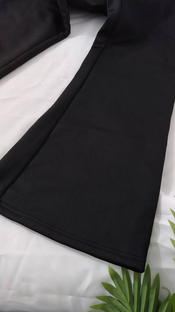 بنطرون جارلس مبطن داخلي فرو متوفر توصيل داخل الحمزه والديوانيه 🤍🥹


**إذا كنت صاحب هذا الإعلان وتريد حذفه لأي سبب، رجاءا أرسل رسالة إلى الدعم الفني**