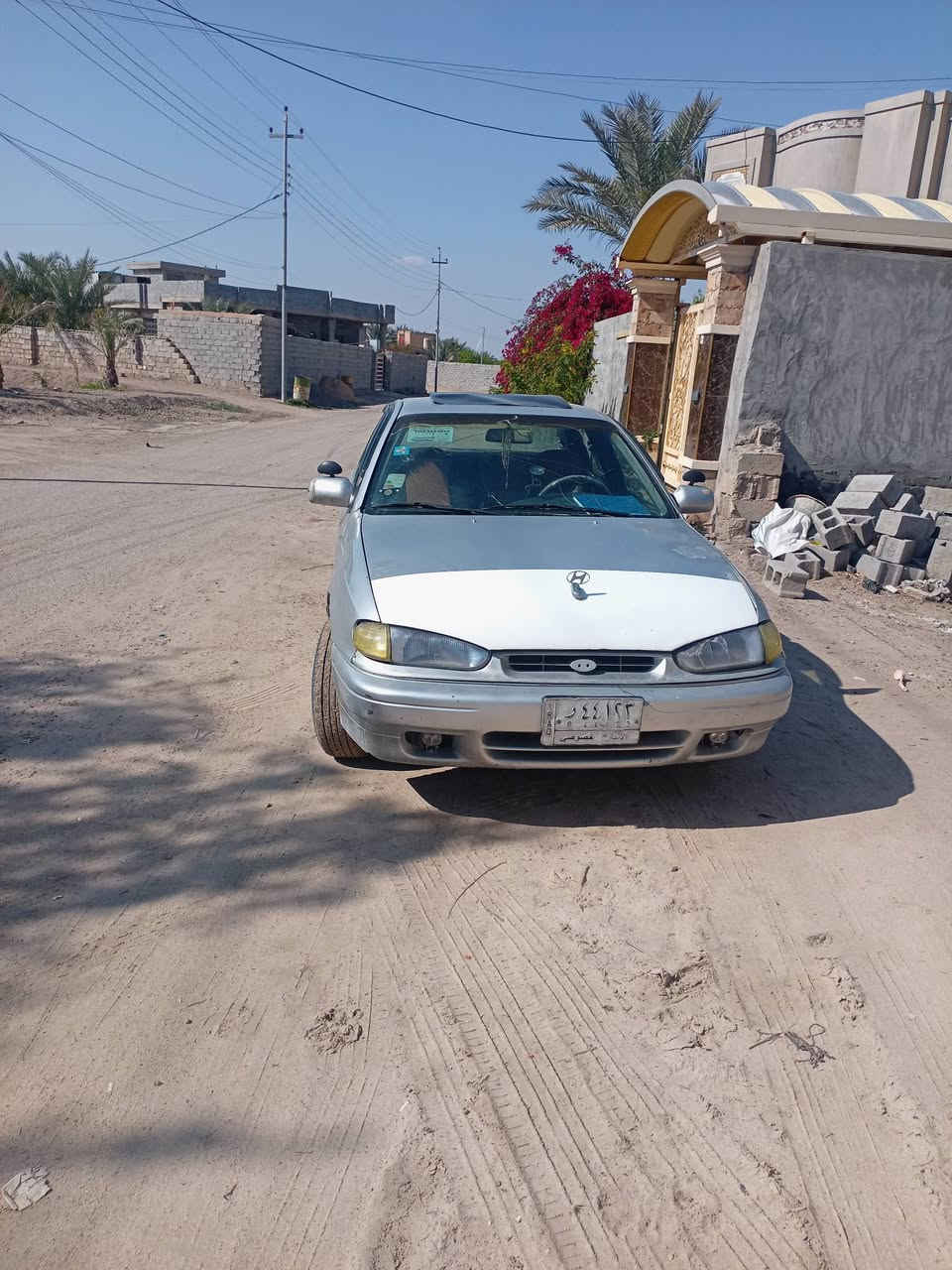 سلام عليكم سياره النترا دمعه للبيع موديل ٩٣ نضيفه سنويه صاقطه صارله ٣ شهر  تحويل مباشر كير محرك نضيف مكاني كرمه شهابي سعر ٢٩ وبيها مجال شي قليل ***********
