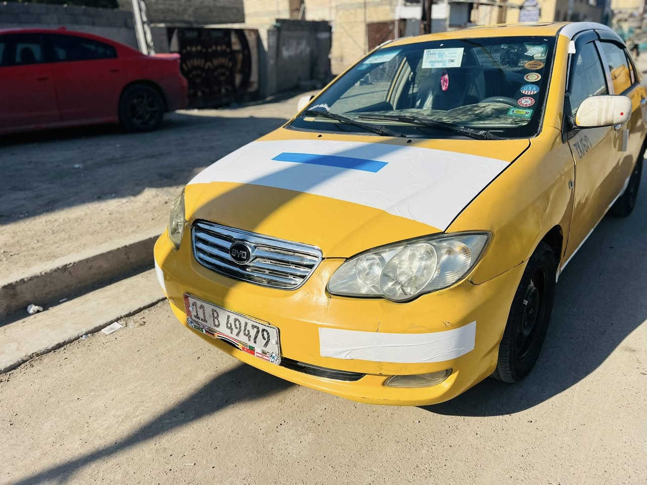 السلام عليكم بي واي دي للبيع f3 بيها باب عكس السايق مبدل كير مكينه تبريد تتفئه حداديه كلها مكفوله مكاني شعب نهايت الفورتات ***********
