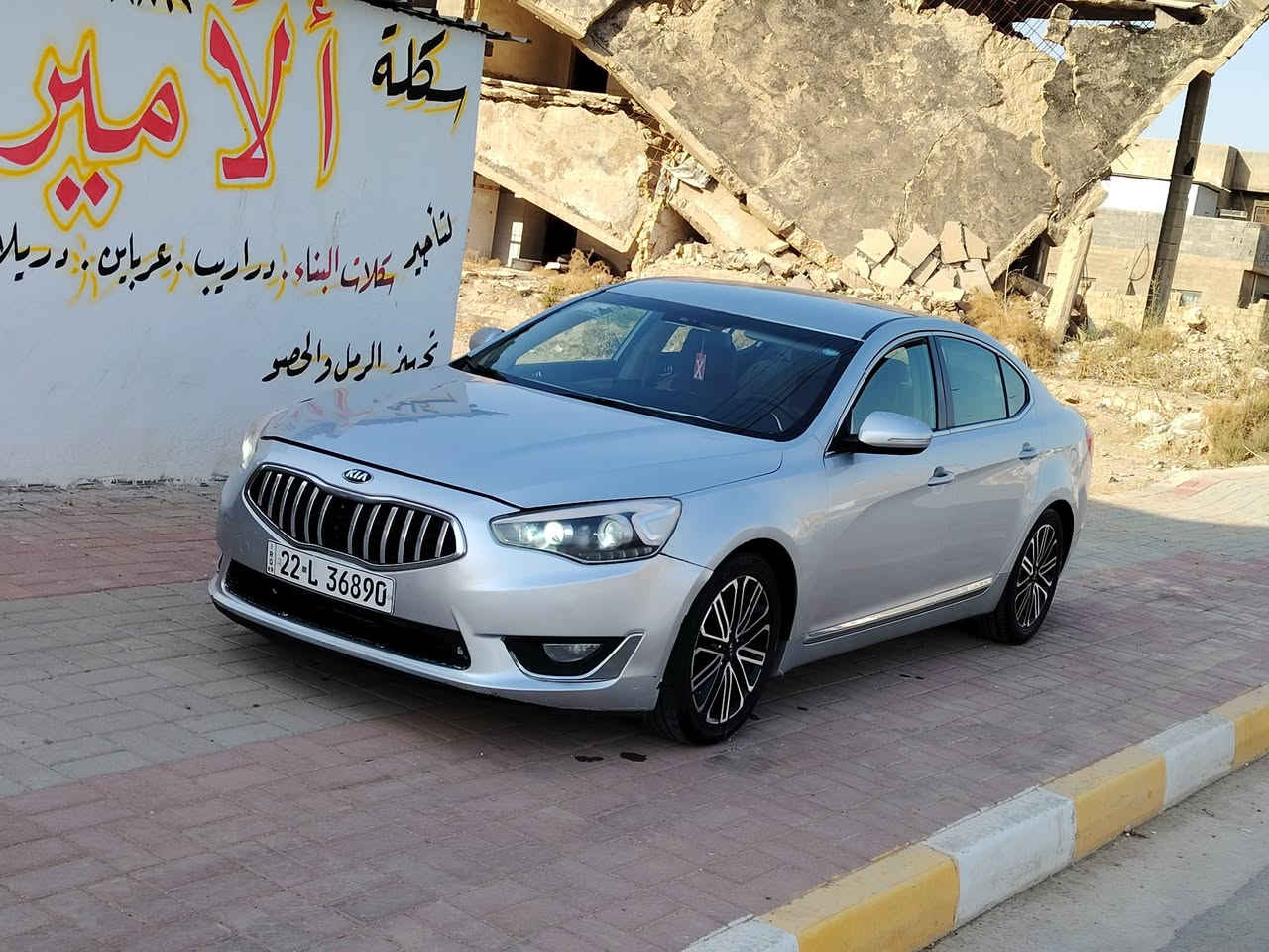 سلام عليكم للبيع او مراوس حسب لقناعه كدنزه 2014خليجي صبغ اقل لحزام 5قطع تقريبن ابيع حزام تكم وقماره مكفولات  رقم اربيل سنويه جديده تحويل مباشر
كير محرك صدر تخم تاير وتخم ويل جديد تبريد تدفئه شغال
منضومت زنون عالي ناصي داخل سياره نضيف ميه بل ميه مابيه اي نقص سياره حلوه وجاهزه سعر 108مكانه لأنبار رمادي شراي اتصل ***********
