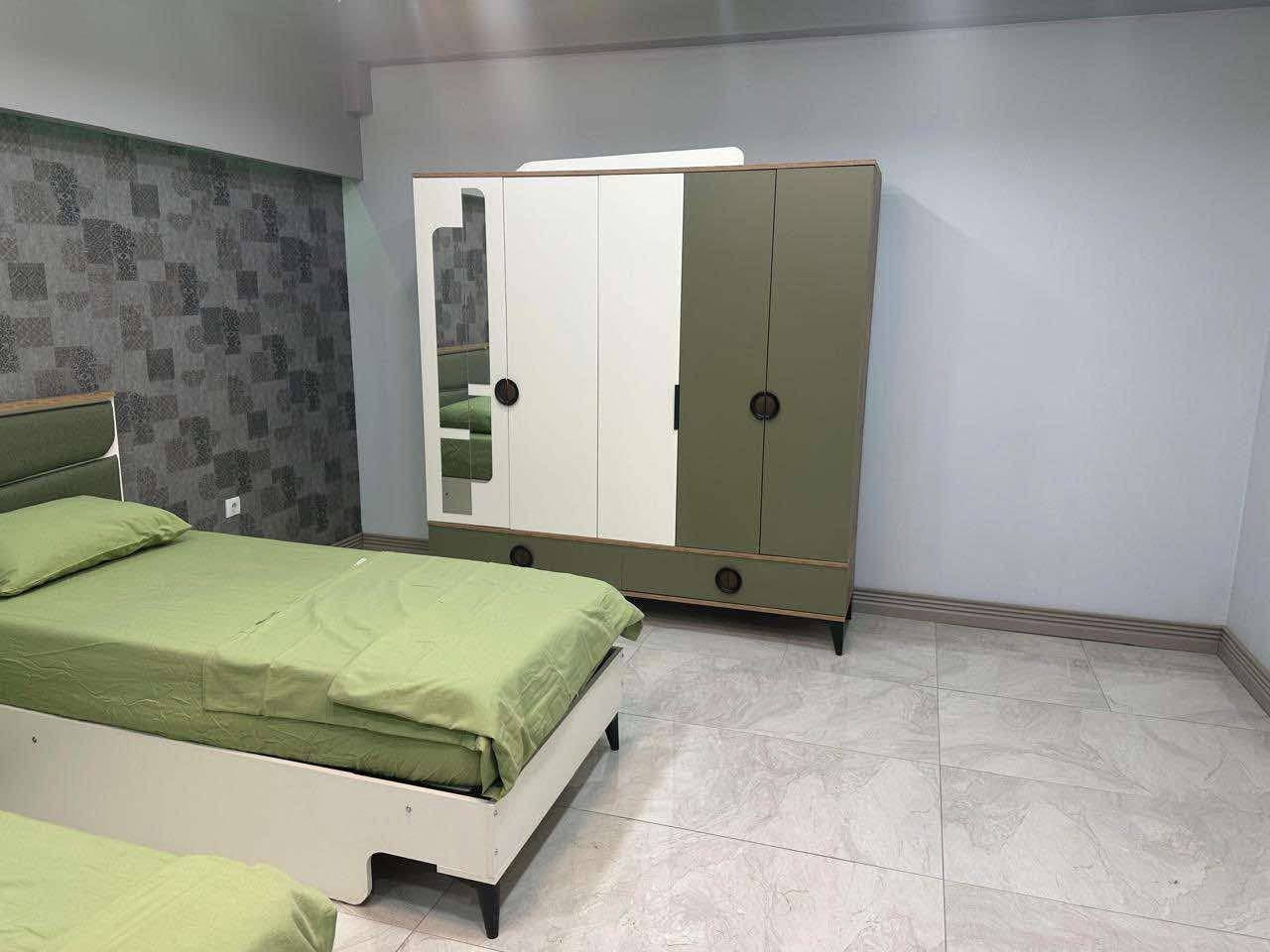 :

✨ موبيليات هردي جيهان   ✨

🛏 غرفة نوم 5 قطع بتصميم عصري وأنيق@
تضيف لمسة فخامة وراحة لبيتكم 💎@

✅ جودة عالية وخامات ممتازة
✅ ألوان حسب الطلب والذوق
✅ تصميم أنيق وتشطيب دقيق
✅ متوفرة نقداً وتقسيط

📞 للاستفسار: ***********
📍 طوز – الشارع العام – قرب العلوة الجديدة

موبيليات هردي@ جيهان – أثاث جديد لحياة جديدة �@
