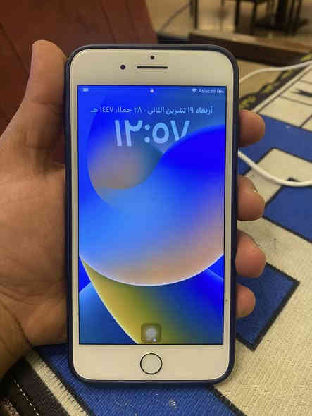 ايفون 8بلص مبدل شاشة وبطارية وكامرات خلفية ماتشتغل امامية شغالة ذاكره64للبيع. سعر 60وبي مجال هاذ رقمي***********بي واتساب
