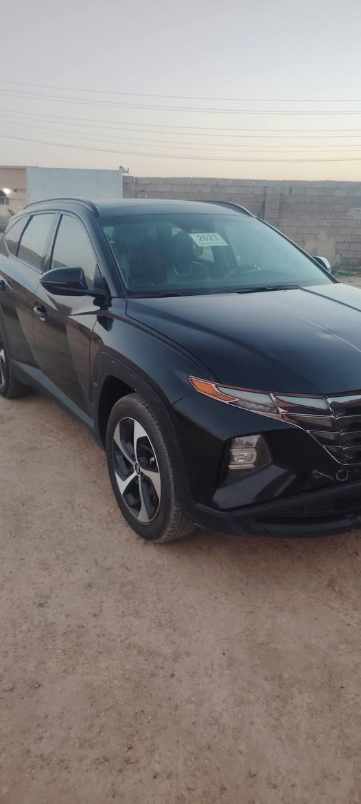 توسان 23 امريكي سياره جديده ماشيه 50,000 فول مواصفات بانوراما تحديد مسار سياره اعلى مواصفات بيها مكفوله كفاله عامه حادثه شبر بالبنيد اليمنى فقط والباقي كفاله العامه السياره بسمي  العنوان صلاح الدين قضاء دجيل سعر 180
رقم ***********
***********
