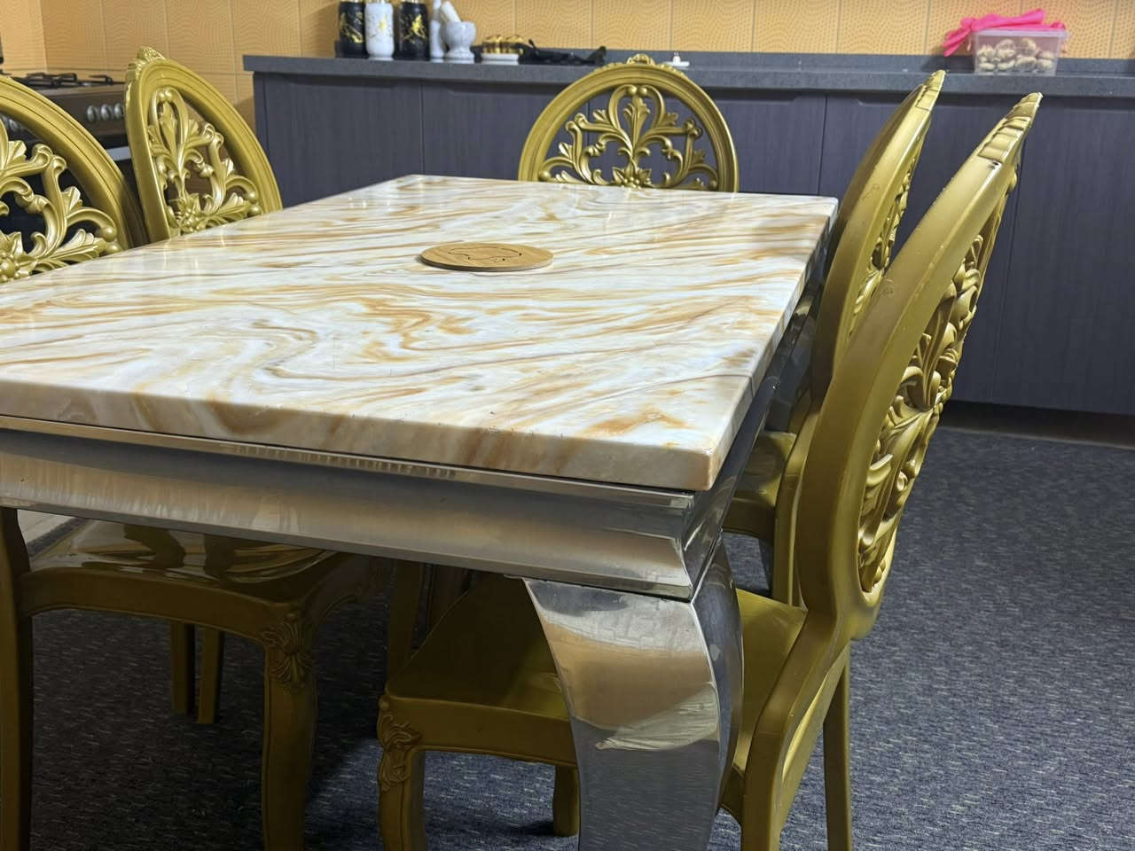 السلام عليكم ميز للبيع مرمر ثقيل وستيل ٣٠٠ سعره وبيه مجال


**إذا كنت صاحب هذا الإعلان وتريد حذفه لأي سبب، رجاءا أرسل رسالة إلى الدعم الفني**