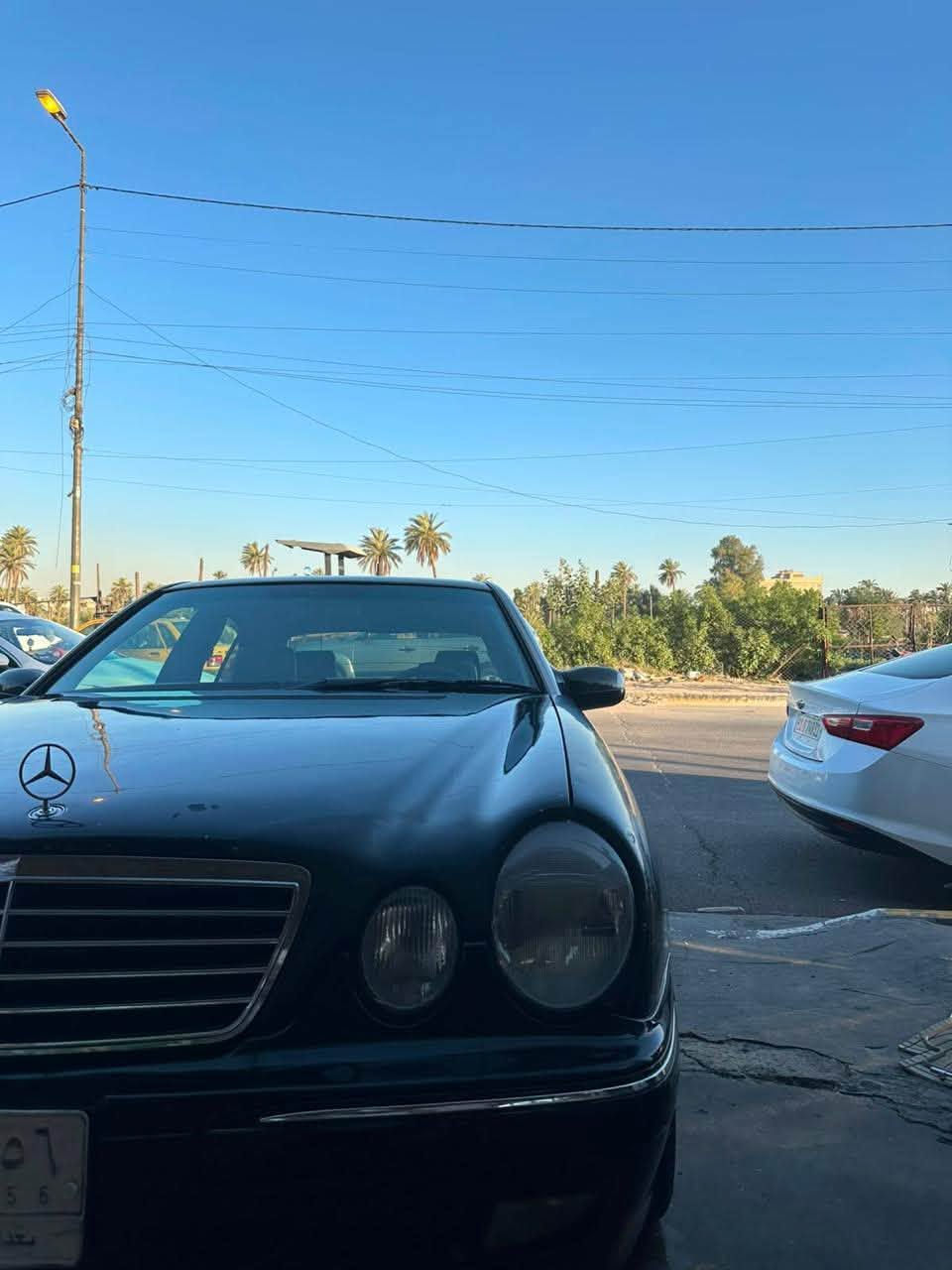 مارسيدس موديل 2000 وارد يابان اللون اسود محرك 320 غرفة جلد حمصي تخم ويل 2 سايز AMG تخم تاير جديد لايتات زنون شركةكير محرك كفاله تبريد شغال السياره ويه التبري نص رقم الماني بأسمي سنويه لغاية 2028 السعر 95 بيها مجال
***********
