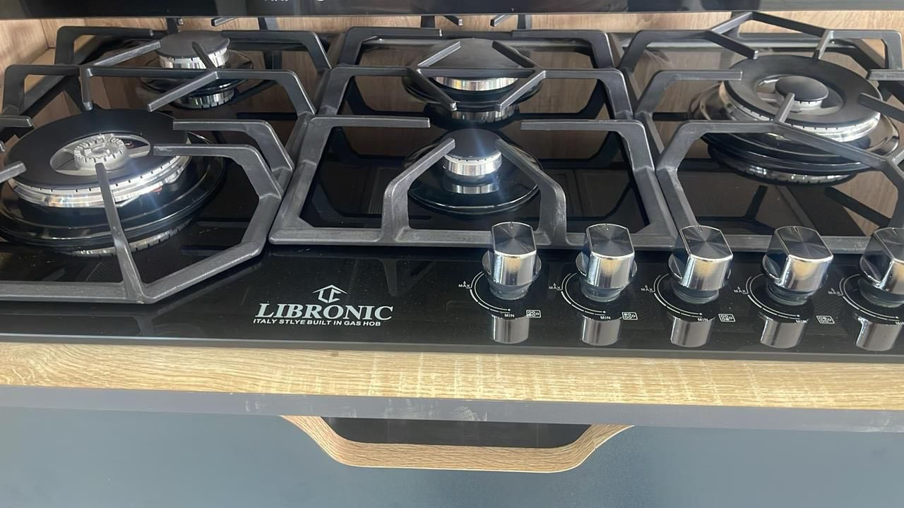 للبيع التخم ٤٥٠
المرشحة١٠٠
الطباخ١٠٠
الفرن٢٥٠
الطبلة الوسطية ٥٠
غسالة صحون٤٥٠


**إذا كنت صاحب هذا الإعلان وتريد حذفه لأي سبب، رجاءا أرسل رسالة إلى الدعم الفني**