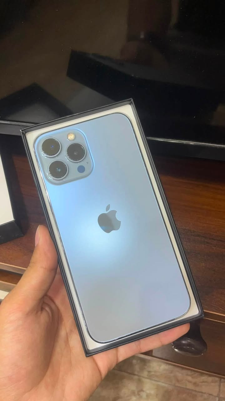 ايفون 13برو ماكس 
ذاكرة 256
بطاريه 84🔋
نضافته جدا عاليا كبال عينك
(مبدل فقط شاشه فقط)
مبدل شاشه فقط بس مرات بليل تخربط بس بليل مدري ليش😂 تخربط مرات قليل كلش تكدر تستعمله طبيعي  
كارتون ويا
السعر 440الف وبي مجال
مكاني بغداد شعب 
***********
