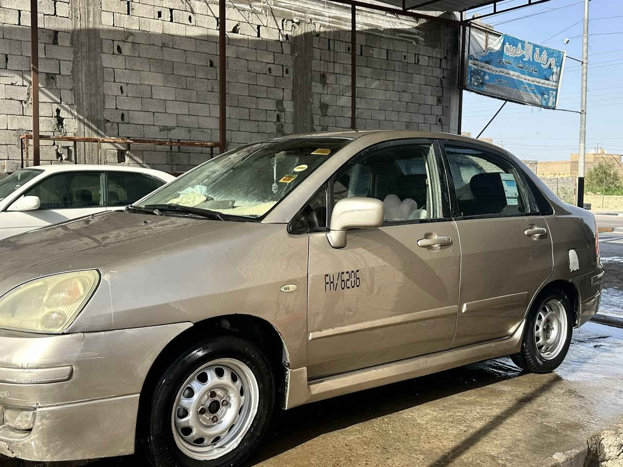 السلام عليكم….
سوزوكي ليان 2005
بسمي السياره سنويه جديده 
كير مكينه تبريد خير من الله 
وكلشي موضح بالصور مكان السياره البصره
سياره جاهزة السعر 50 وبي مجال 
ل ***********
