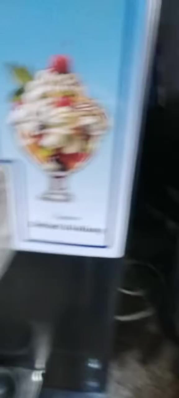 السلام عليكم اخوان سوفت سوبر تبريد أحواض  مال مهندس سهاد . نظيفة وكما موضح بالفديو ... تحياتي ابو مصطفى بغداد .. القاهره شارع حسينية ال الرسول مجاور أسواق ٣٠٧ .... ***********
