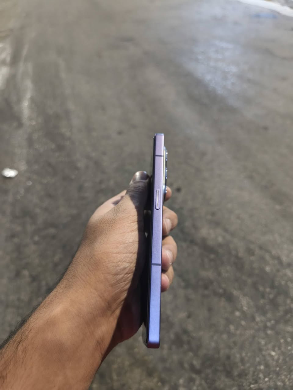 نوت 50برو بلس 5جي  ذاكرة 256 عشوائية 12+12 كامل ملحقات 450وبي مجال للشراي ***********
