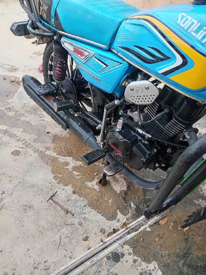 سلام عليكم. دراجه موديل 25 نضيف حيل ضاغطه وزنجيل بيع مستعجل 800 قفل بدون مانتعامل منفيس موجود *********** اتصال +واتساب
