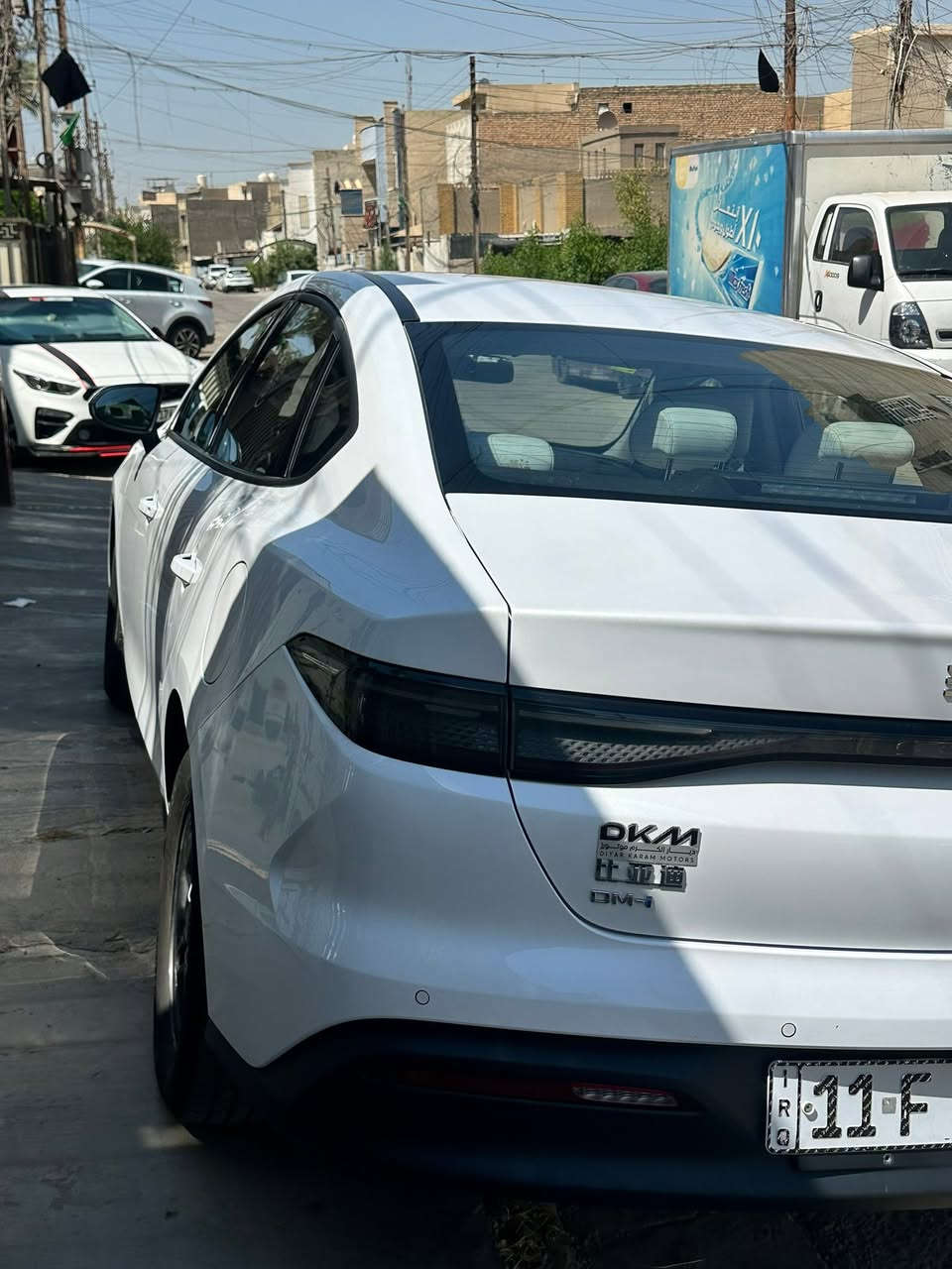 السلام عليكم
BYD Cl 5 للبيع

موديل 2025

الممشى الكلي 23

مواصفات السيارة 

داخل ابيض

اضواء ترحيب led

اشاير بالمري

كامرة خلفية و حساس خلفي

السيارة كفالة من البارد والتكحيل

سبير مشتري وياها 

حوضيات كامله حتى الصندوك 

معرب الشاشه يوتيوب وعرض لعبات 

السعر :19 مليون بيها مجال بسيط السيارة رقم بغداد بأسمي .

العنوان بغداد.حي العامل 

استفسار اكثر ***********

واتس اب متوفر
