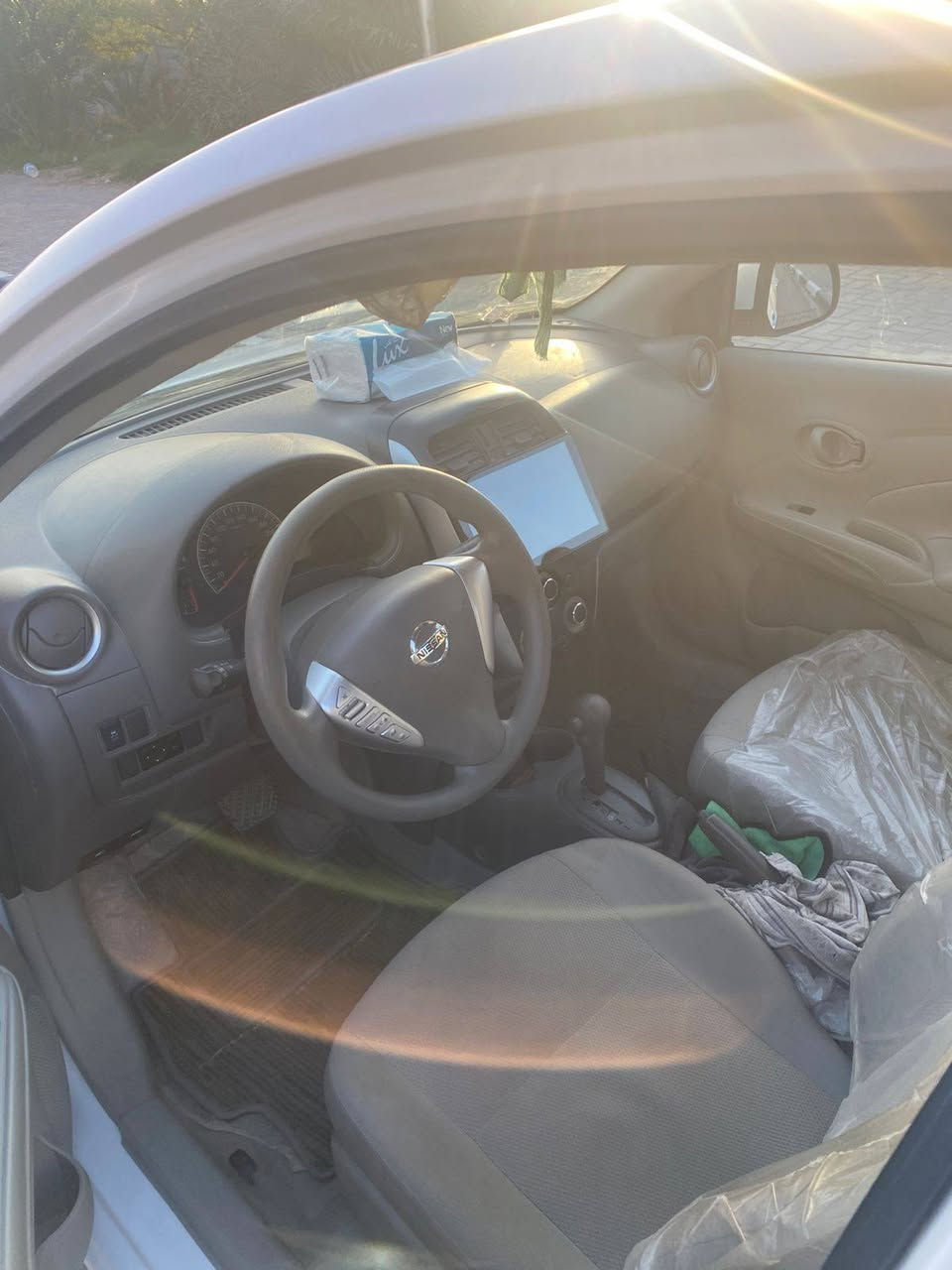 نيسان سني مديل 24مكفوله كفاله عامه كله على البلاد ام البيته الزركه شاشه وكامره خلفيه ماشيه 74الف السيارة جديده كلش السعر 120وبيها مجال حك الجيه العنوان البصره الزبير الرقم ***********
