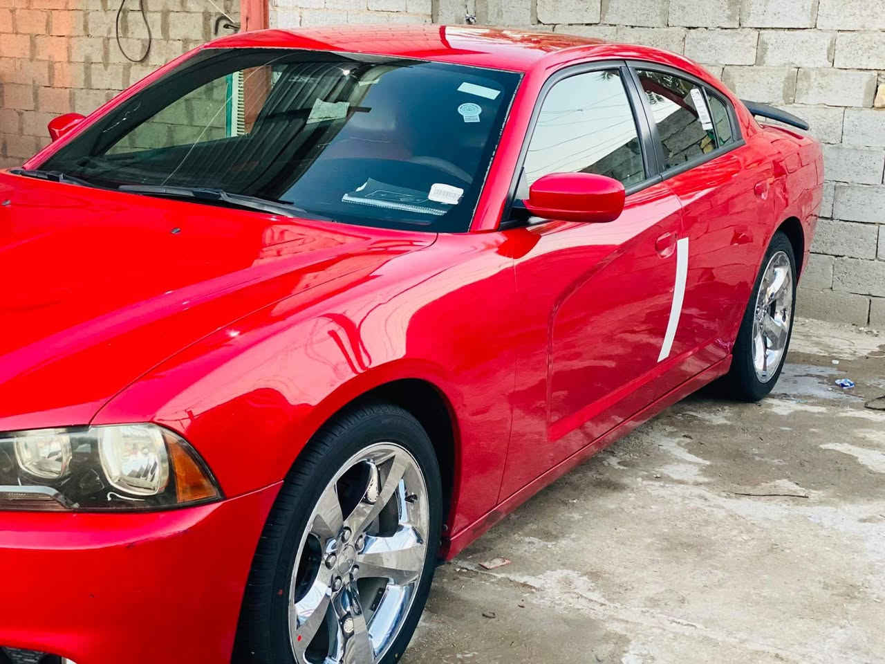 سياره للبيع دوج جارجر موديل 2013رقم بغداد نكليزي بسمي هزه جديده حادثه بصيط السياره مكفوله من تبديل اوصبغ بيه بارد تقريب مكانين مكينه 3600مامفتوحه ماشيه 155ميل مكان السياره نجف تفاصيل اكثر اتصل اوبخدمتك ***********
