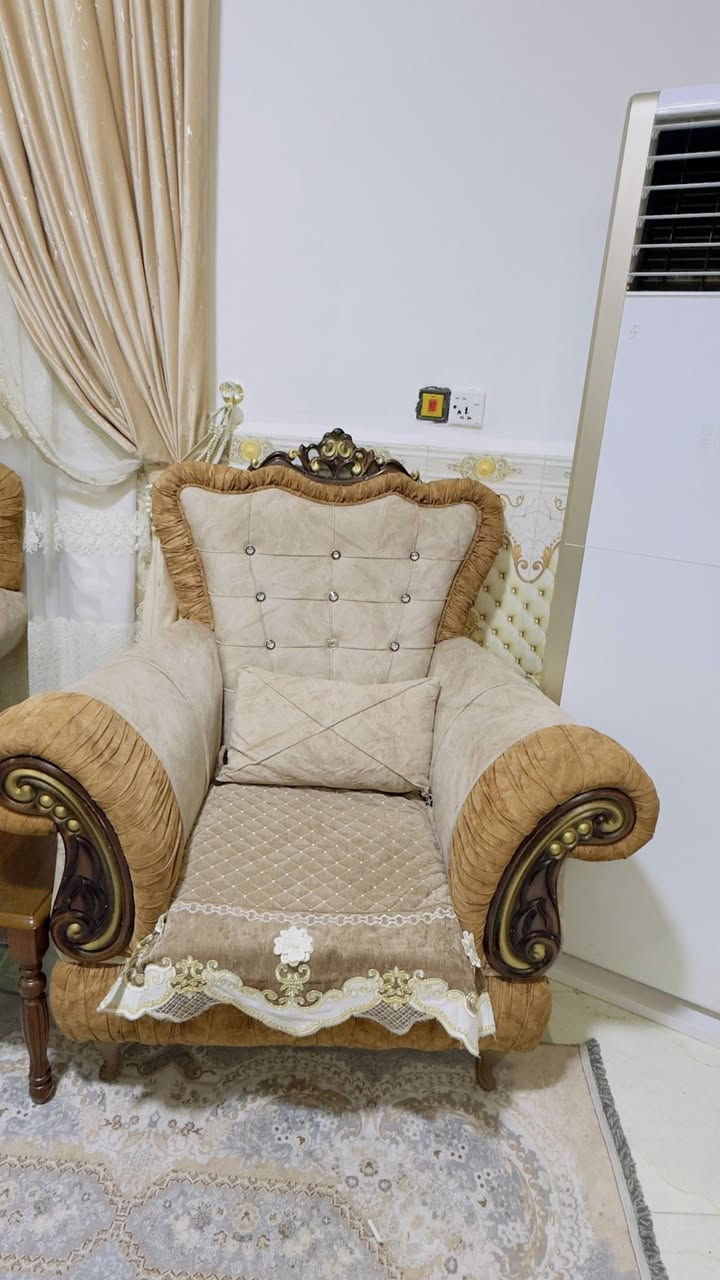 سلام عليكم تخم تخم درجه أوله نضافه خير من الله مستعجل ع بيعه السعر ٨٠٠ وبيه مجال بسيط  
العنوان الكوت الزهراء 
***********
