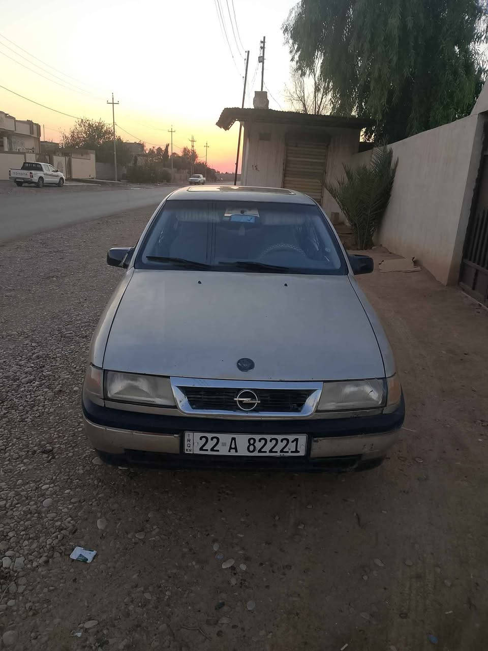 اوبل فكترا موديل 1991 
رقم جديد
رقم اربيل 
بيها دفتر بنزين 
سعر 36 و بيها مجال
*********** كركوك, العراق

