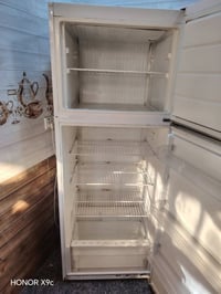 ثلاجه كبير • شغاله • الإعلام