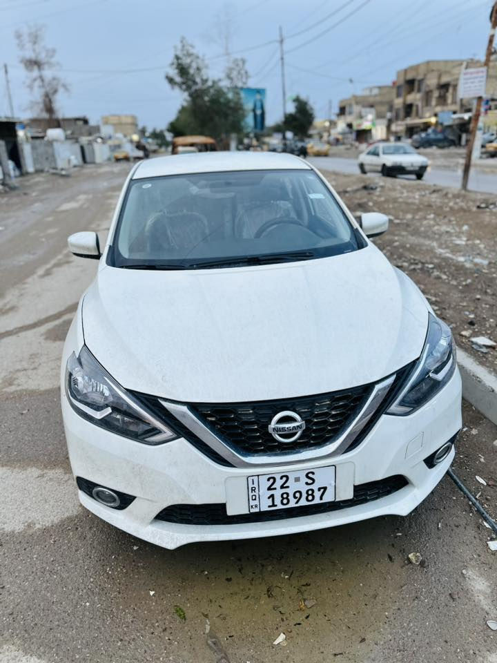 السلام عليكم سيارة سنترا موديل 2025 سني  على وضع الشركة ماشيه 7الاف وشوية 
وكالة خاصة
  مكفولة من الشخط والضربة وتبديل... السعر / 132/وبيها مجال للشراي    رقم صاحب السيارة ***********
مستعجل علئ بيعتهاا لضروف خاصه مامتواجد فيس فقط تصال
