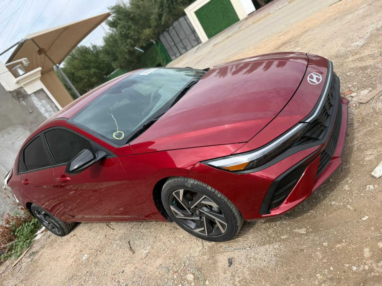 سلام عليكم
للبيع 
موديل2025
دخول جديد 
ع حادثها سيارة  
غراضها موجوده بالسياره 
بك لايتات ودعاميه خلفيه 
منفيس بسمي
ماشية6الاف 
مكان سيارة بغداد حي قادسية 
سعر143وبي مجال 
الاتصال***********
