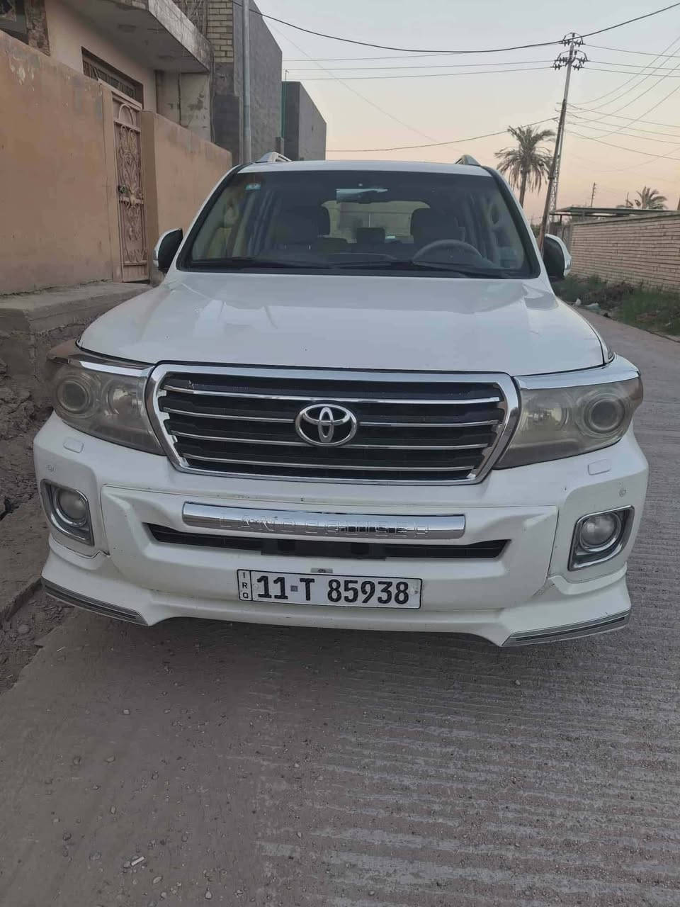 لاندكروز ١٢ بغداد مكانها الصويره بيها ٣ قطع رش بدون صبغ مجدده سعرها ٣٣٠ للاتصال
***********
